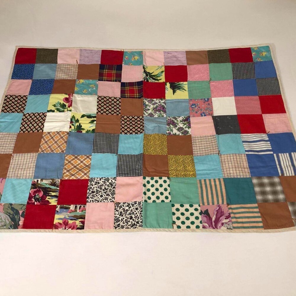Antique baby quilt / blanket